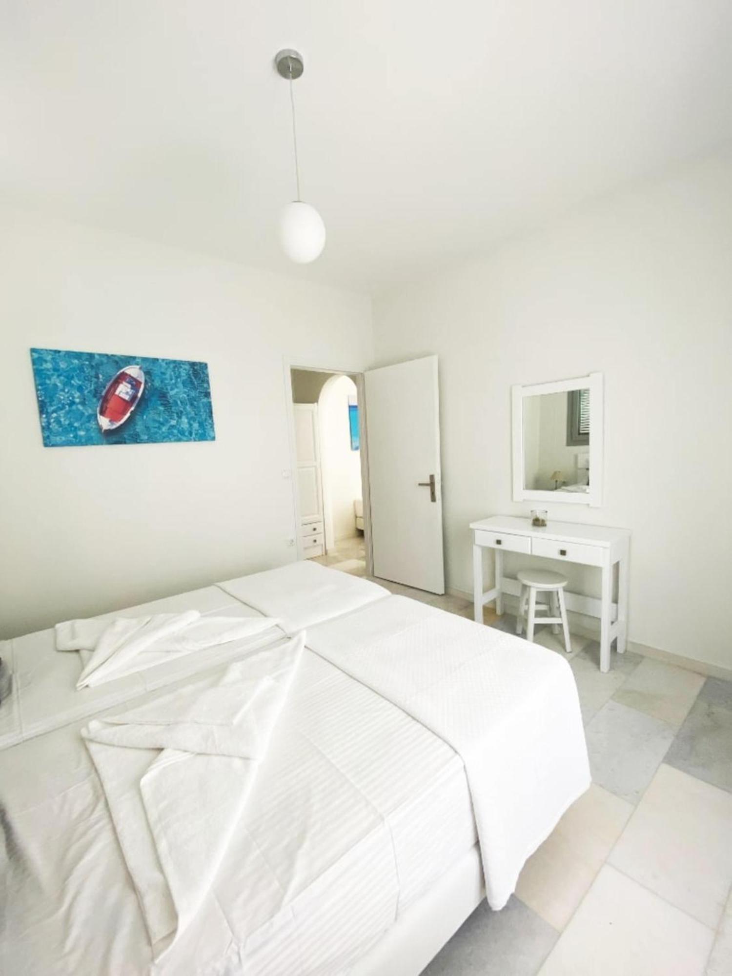Heart Of Paros Apartments Exterior photo