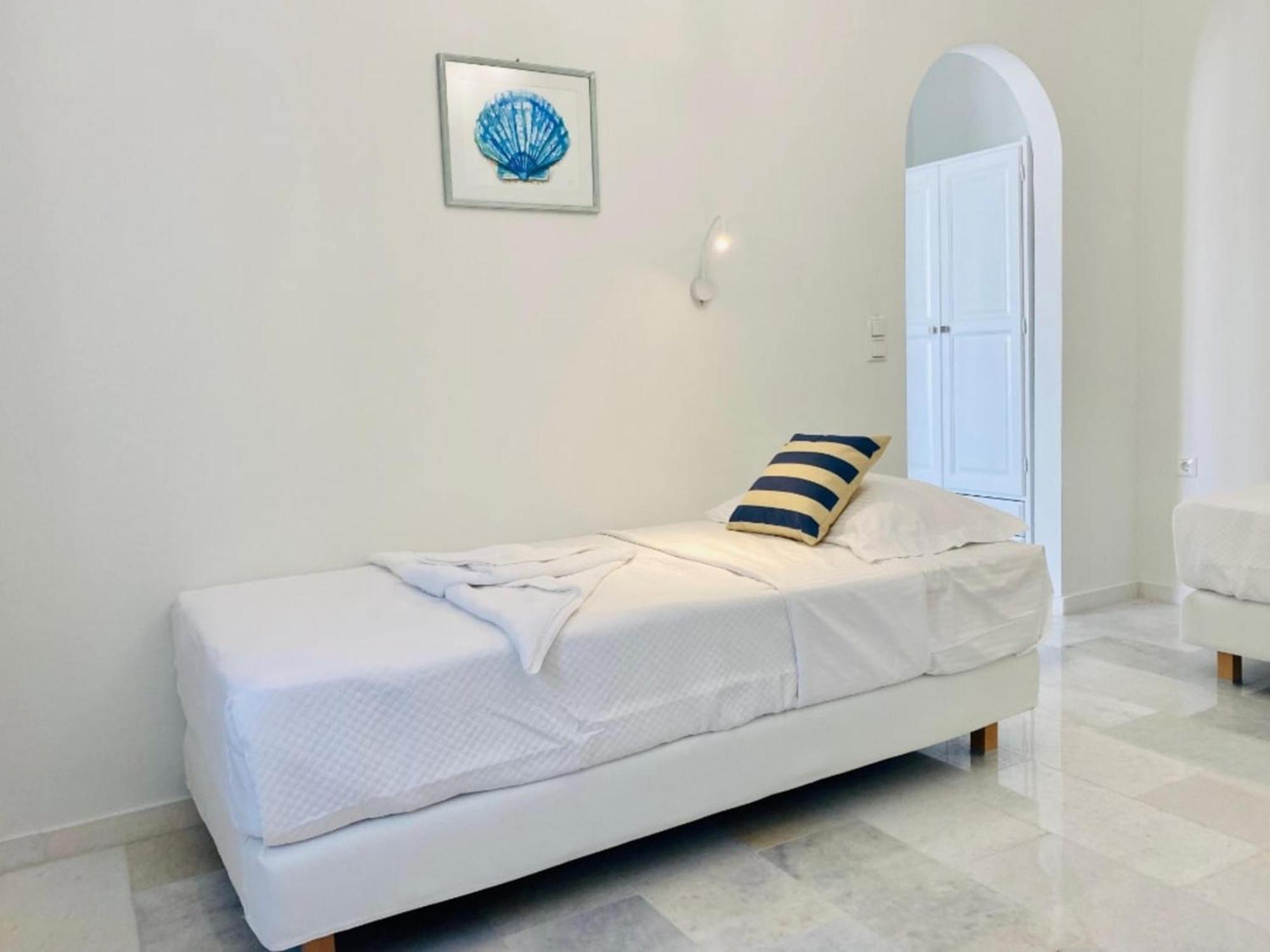 Heart Of Paros Apartments Exterior photo