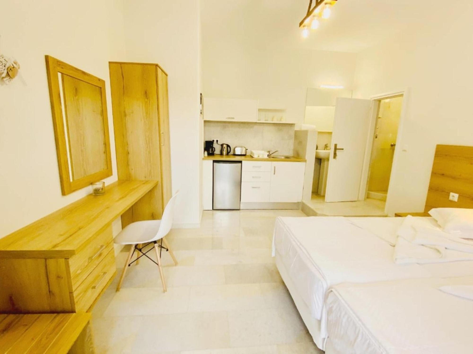 Heart Of Paros Apartments Exterior photo
