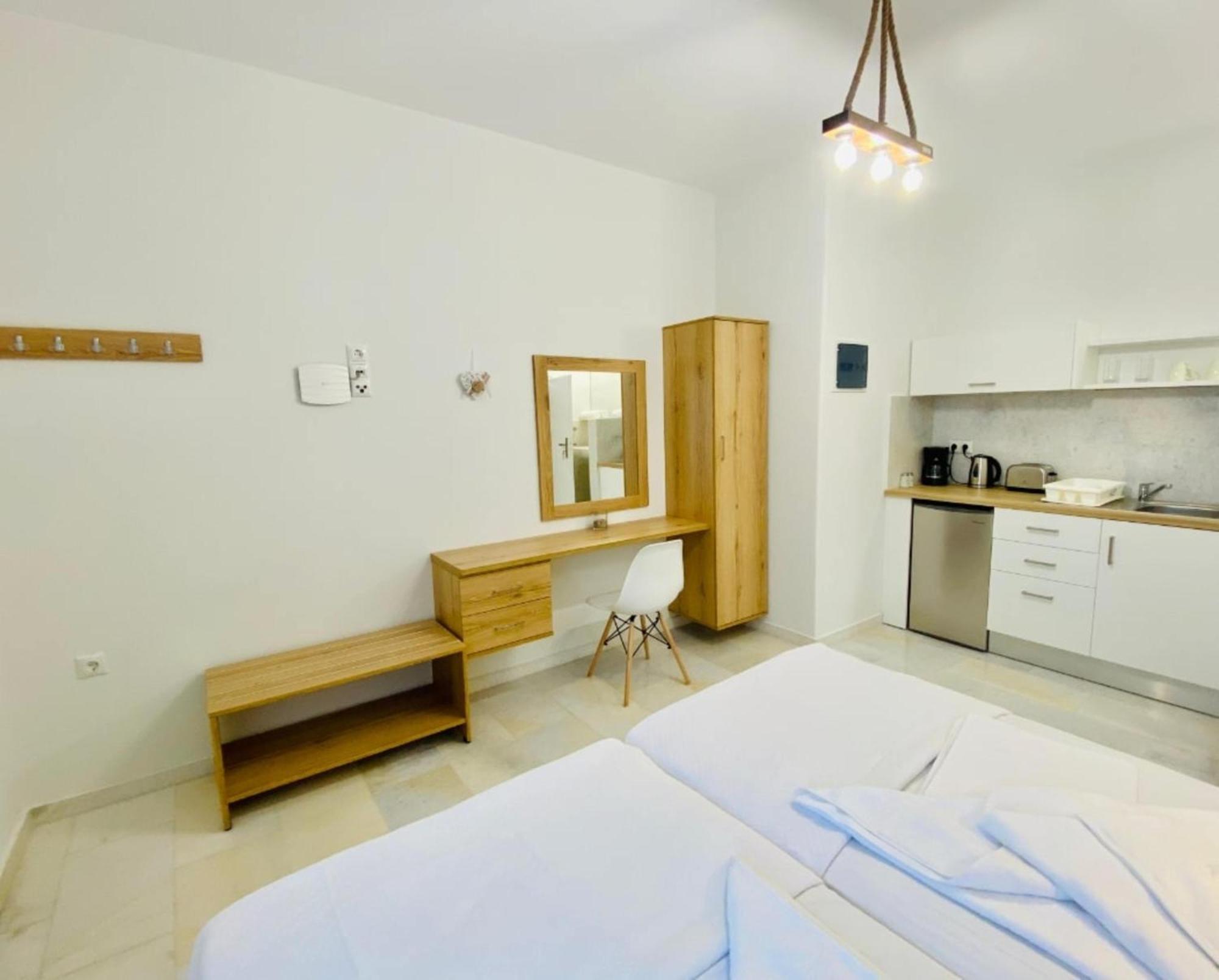 Heart Of Paros Apartments Exterior photo